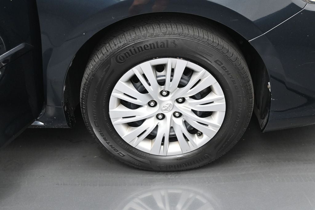 2014 Toyota Camry Hybrid LE