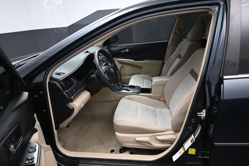 2014 Toyota Camry Hybrid LE