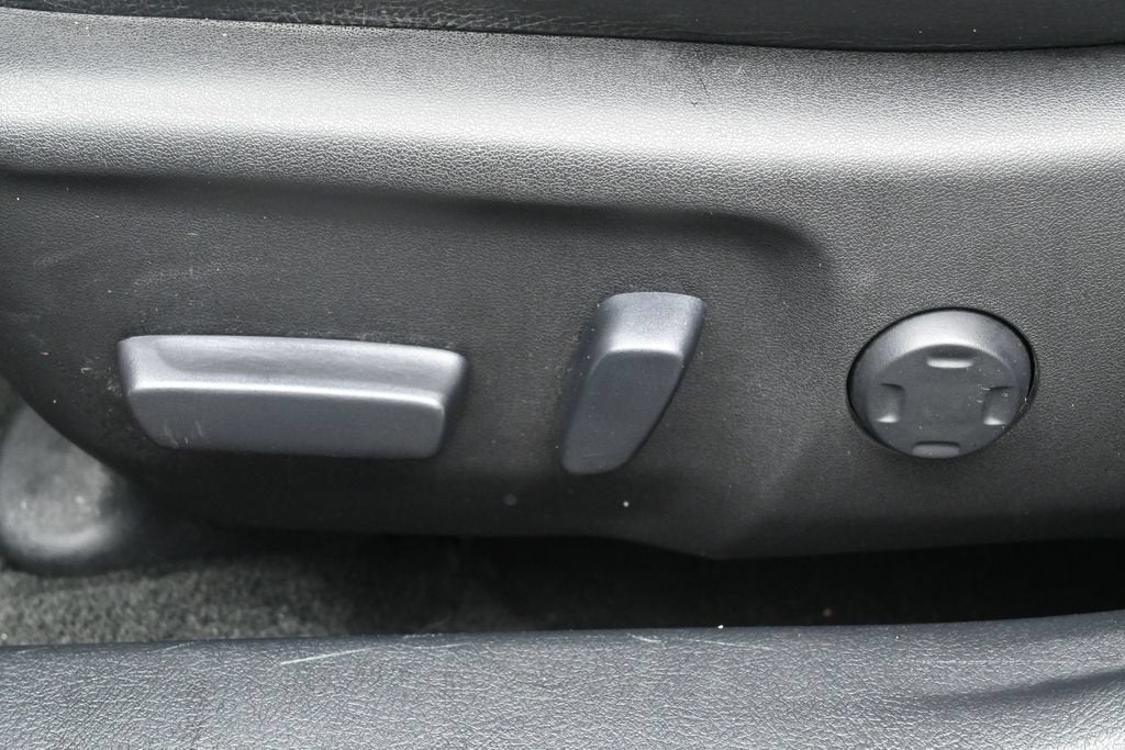 2016 Toyota Avalon XLE