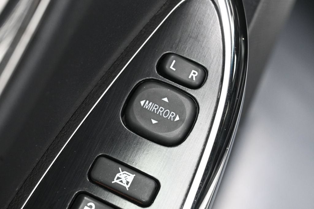 2016 Toyota Avalon XLE