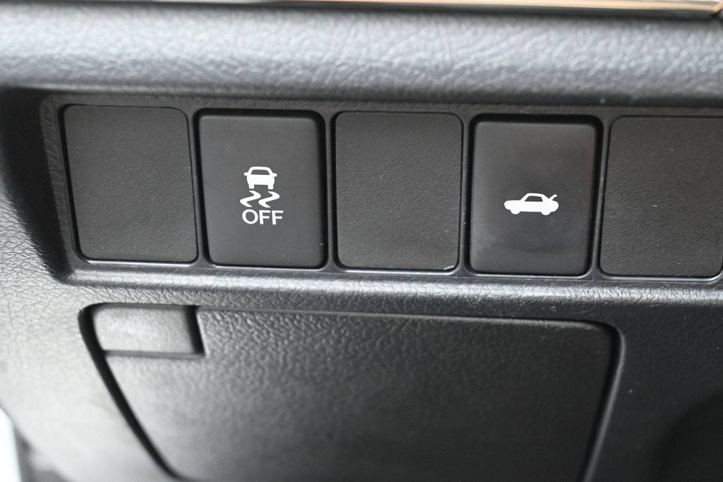 2016 Toyota Avalon XLE