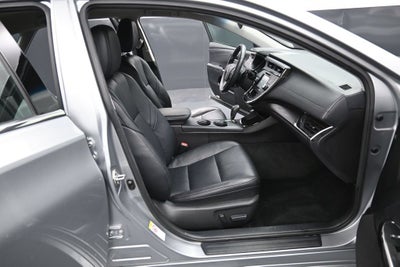 2016 Toyota Avalon XLE