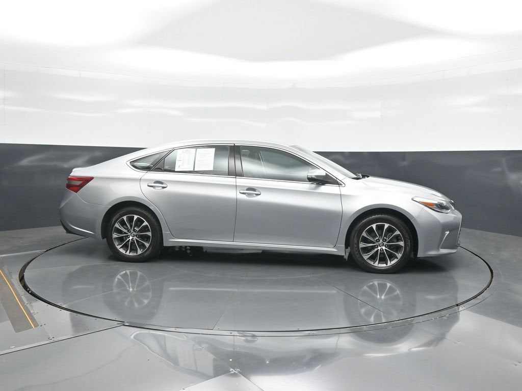 2016 Toyota Avalon XLE