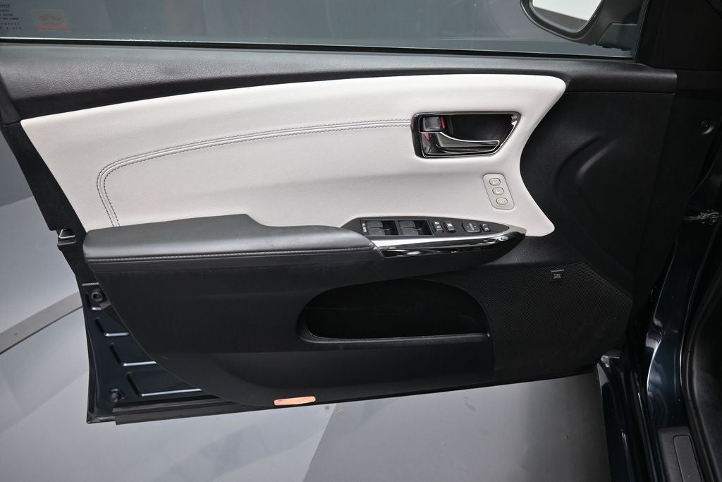 2016 Toyota Avalon Limited