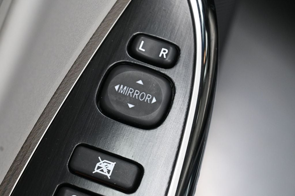 2016 Toyota Avalon Limited