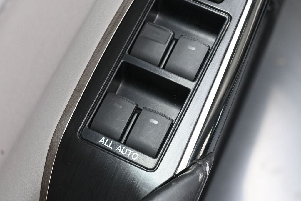 2016 Toyota Avalon Limited