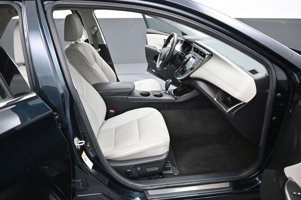 2016 Toyota Avalon Limited