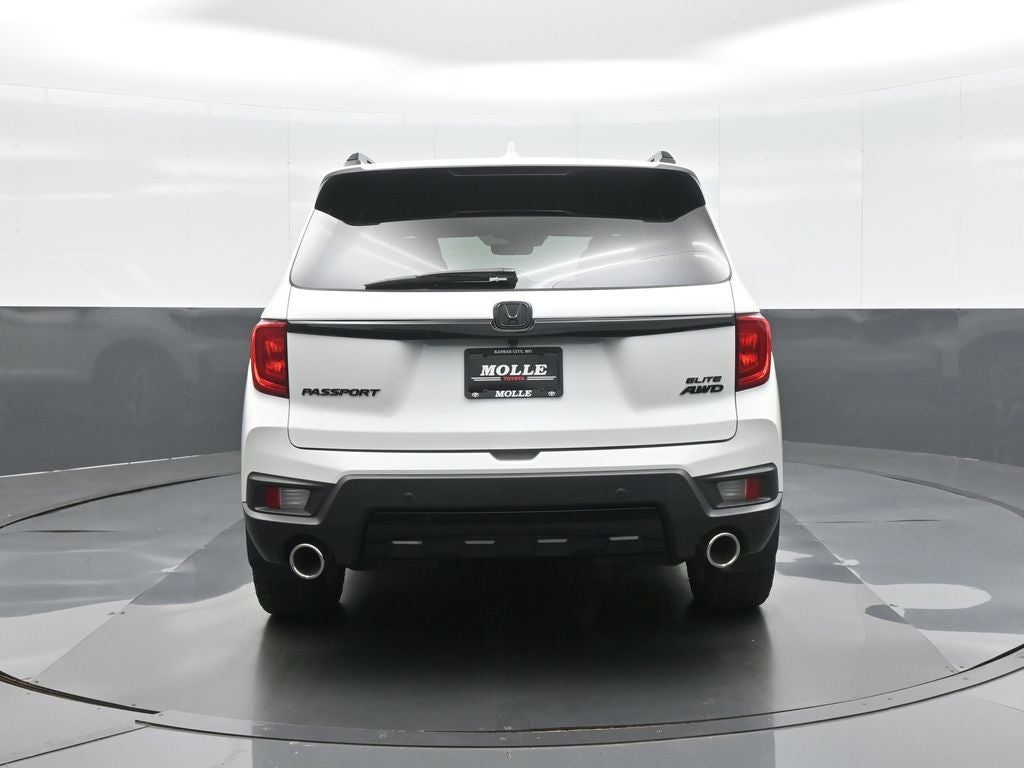 2022 Honda Passport Elite