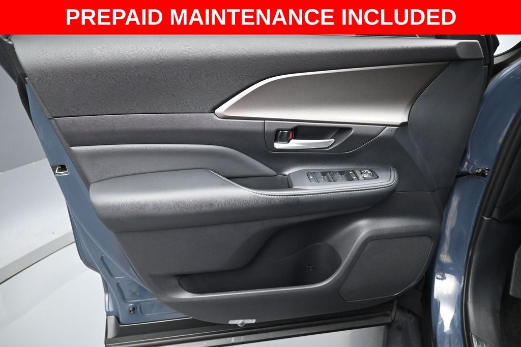 2026 Toyota Grand Highlander Hybrid LE