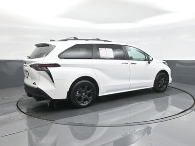 2026 Toyota Sienna Woodland Edition
