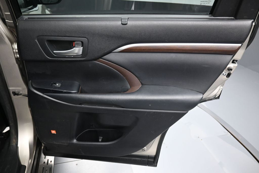 2015 Toyota Highlander Hybrid Limited Platinum
