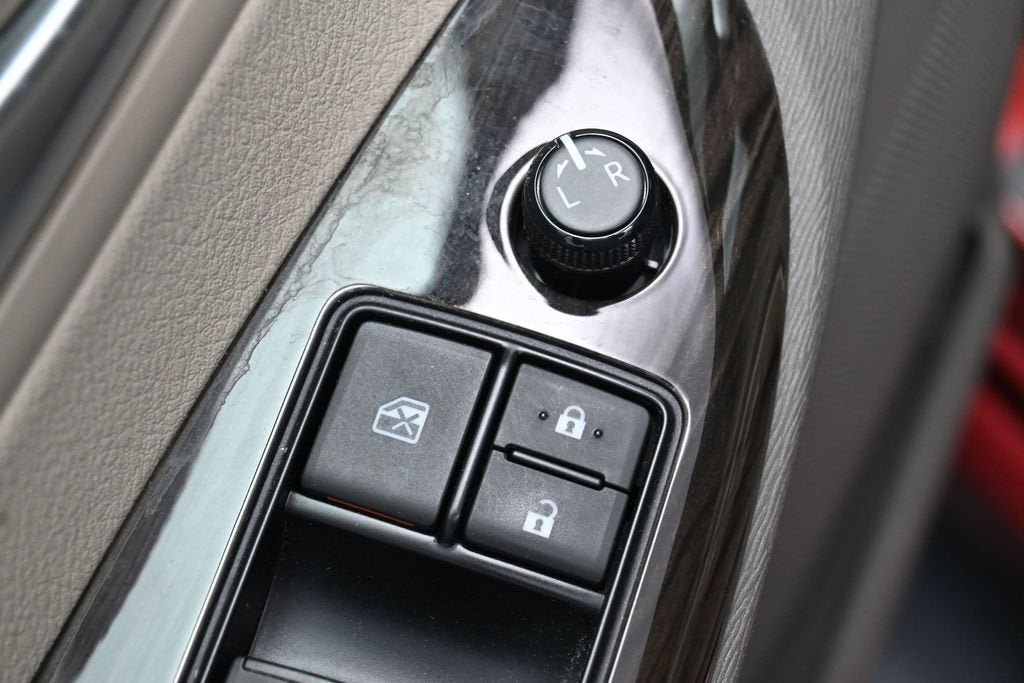 2019 Toyota Sienna XLE 7 Passenger