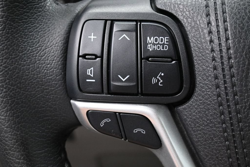 2019 Toyota Sienna XLE 7 Passenger