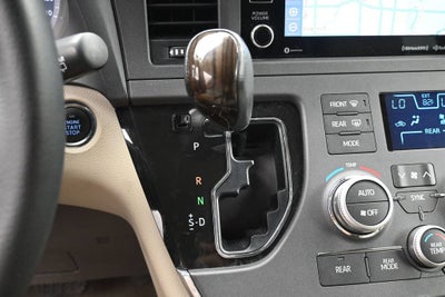 2019 Toyota Sienna XLE 7 Passenger