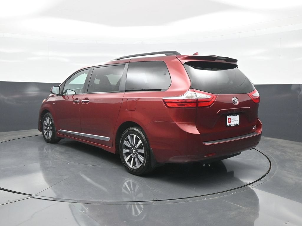 2019 Toyota Sienna XLE 7 Passenger