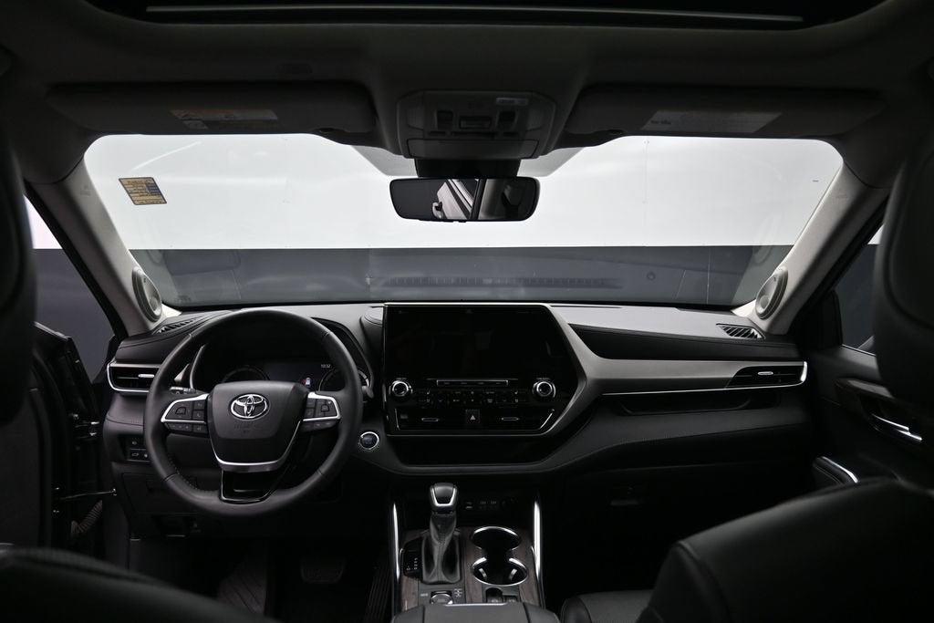 2022 Toyota Highlander Limited