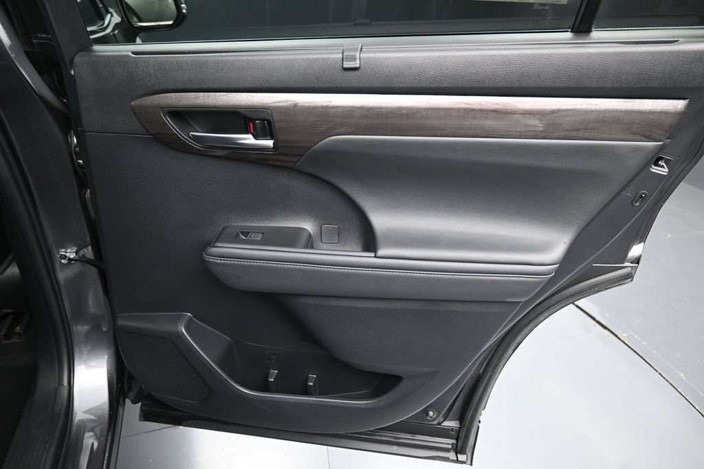 2022 Toyota Highlander Limited