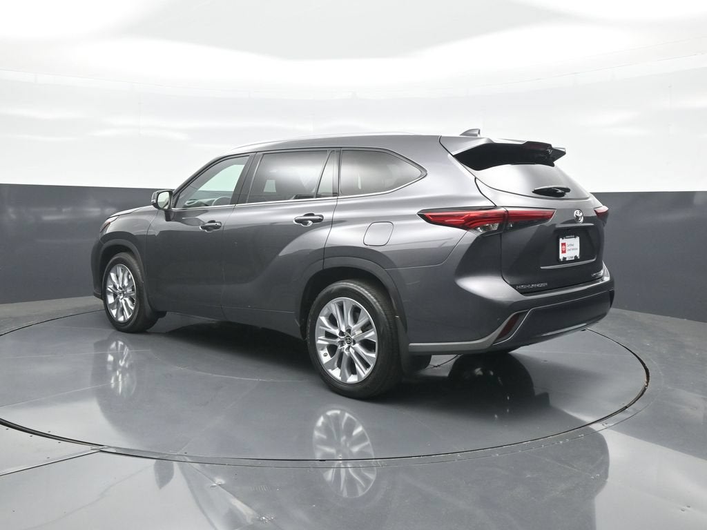 2022 Toyota Highlander Limited