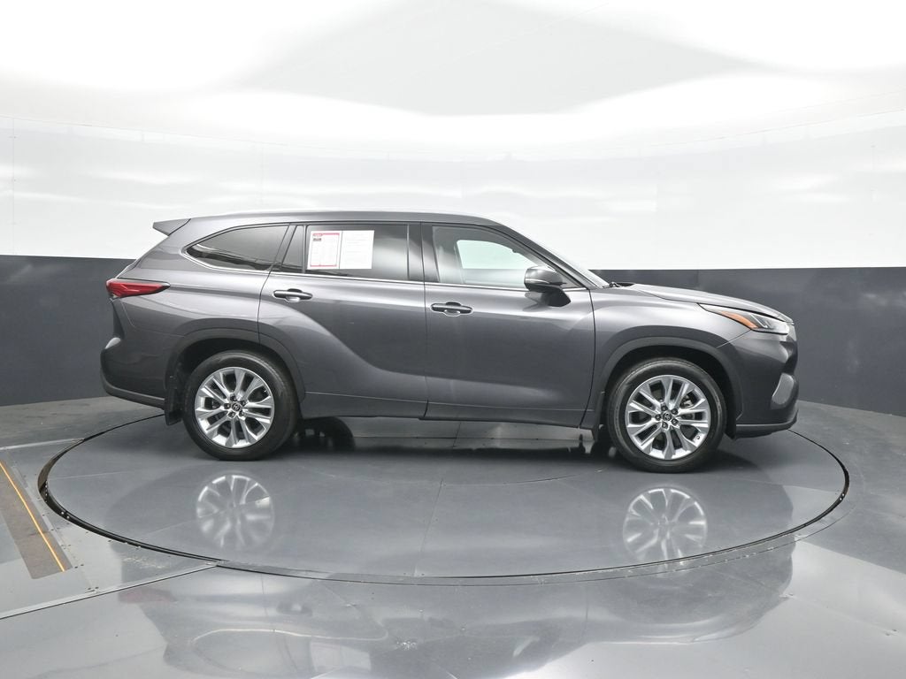 2022 Toyota Highlander Limited