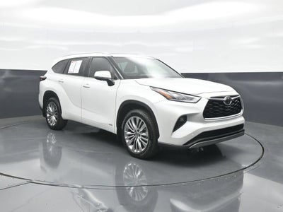 2026 Toyota Highlander Hybrid Platinum