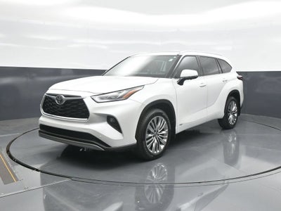 2026 Toyota Highlander Hybrid Platinum