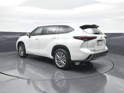2026 Toyota Highlander Hybrid Platinum