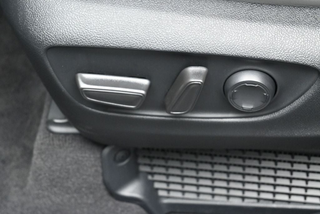 2025 Toyota Sienna XLE 7 Passenger