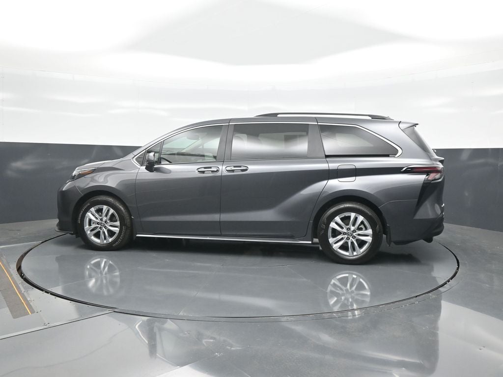 2025 Toyota Sienna XLE 7 Passenger