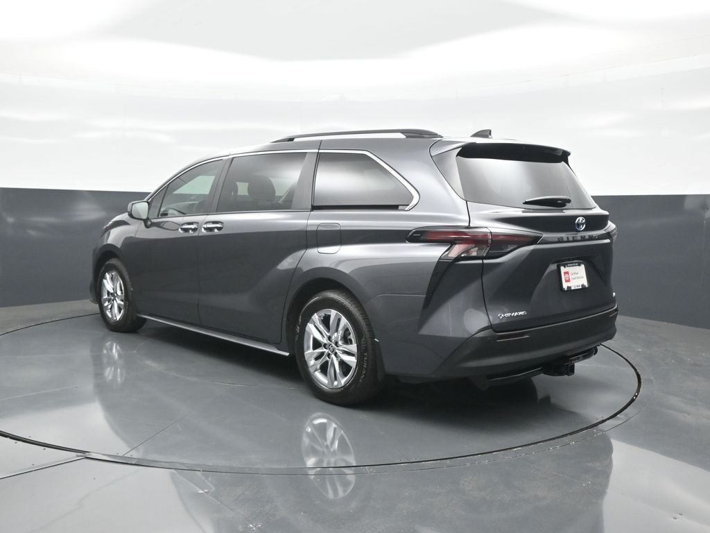 2025 Toyota Sienna XLE 7 Passenger