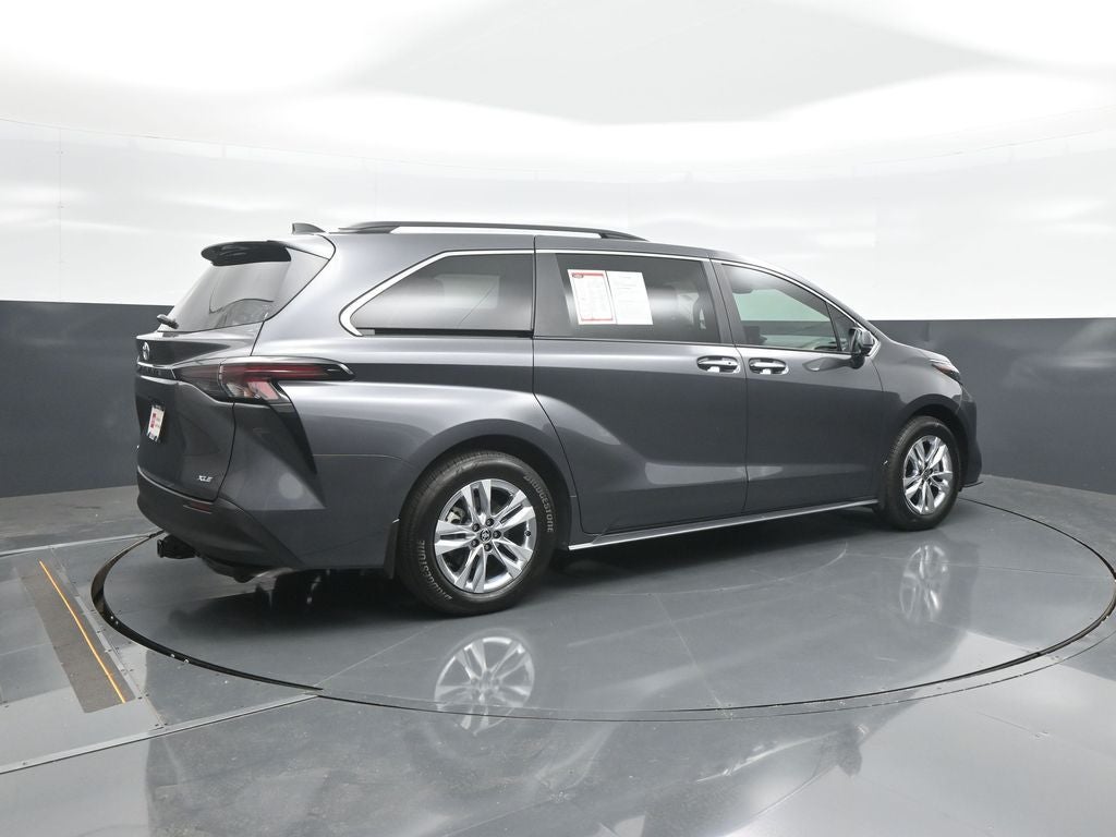 2025 Toyota Sienna XLE 7 Passenger