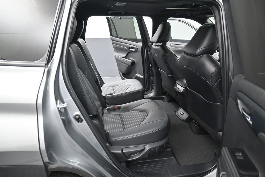 2026 Toyota Highlander XSE