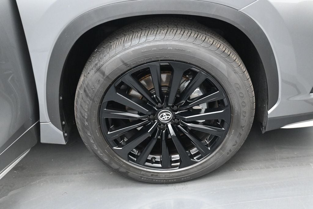 2026 Toyota Highlander XSE