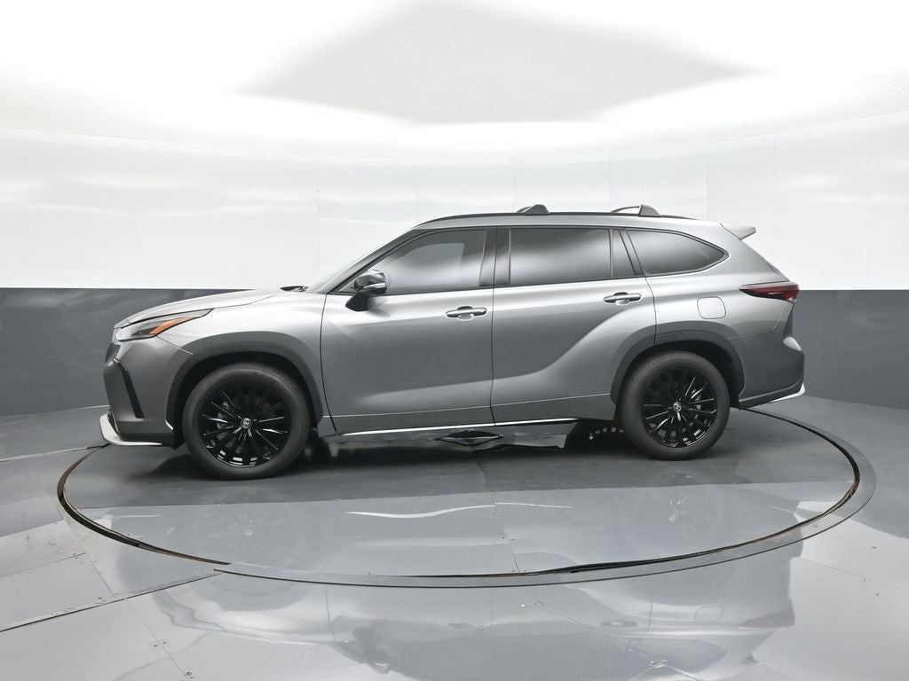 2026 Toyota Highlander XSE