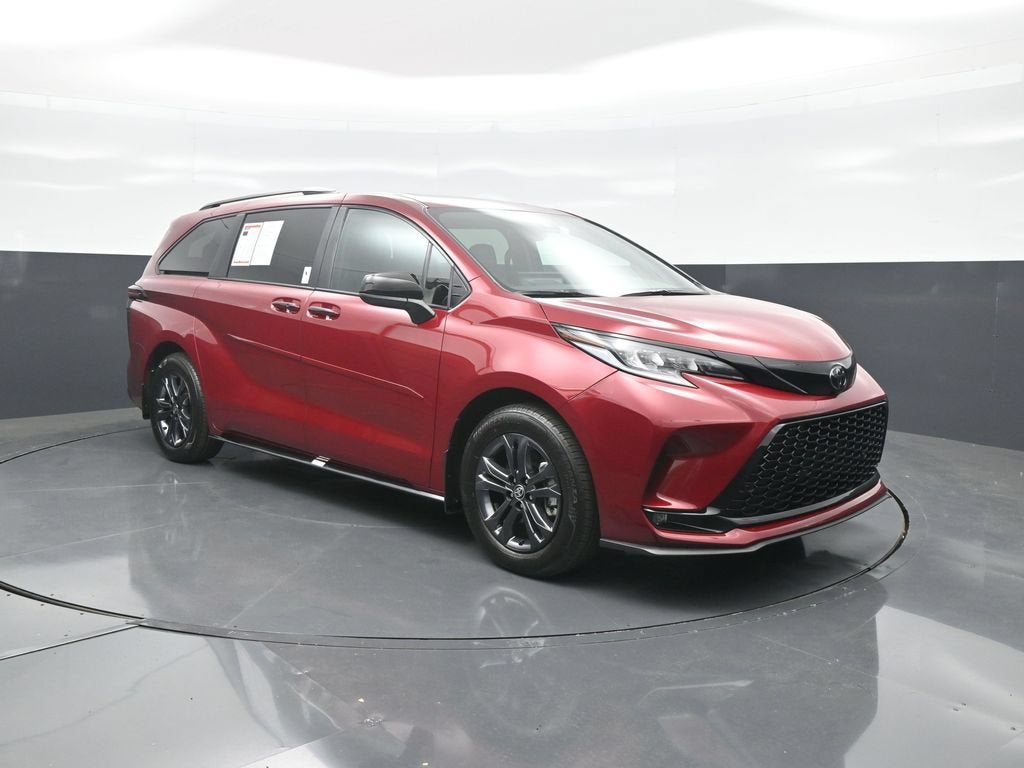 2026 Toyota Sienna XSE 7 Passenger