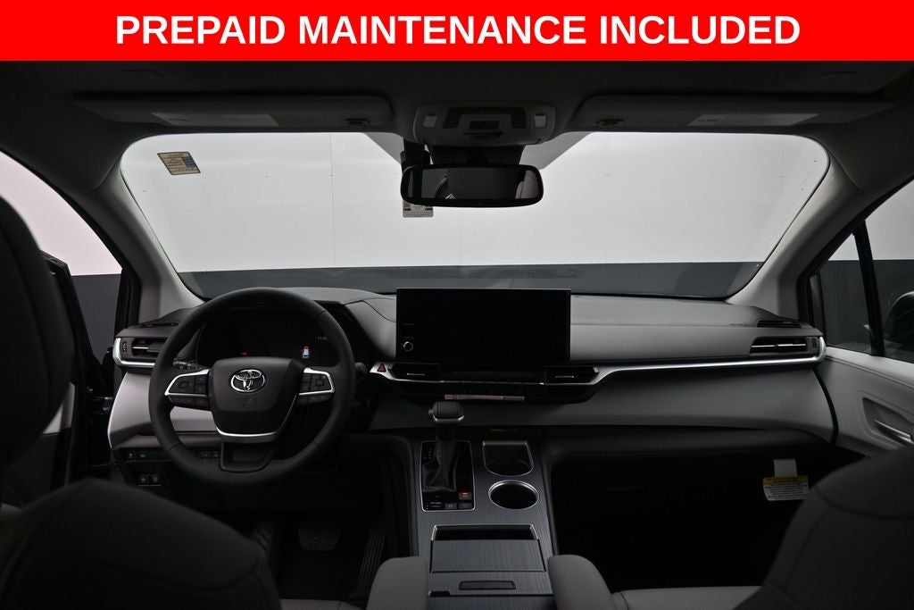 2026 Toyota Sienna XLE 8 Passenger