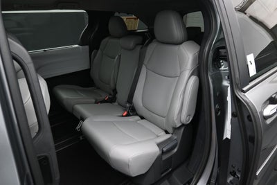 2026 Toyota Sienna XLE 8 Passenger