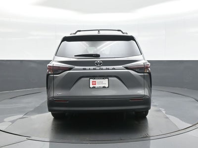 2026 Toyota Sienna XLE 8 Passenger