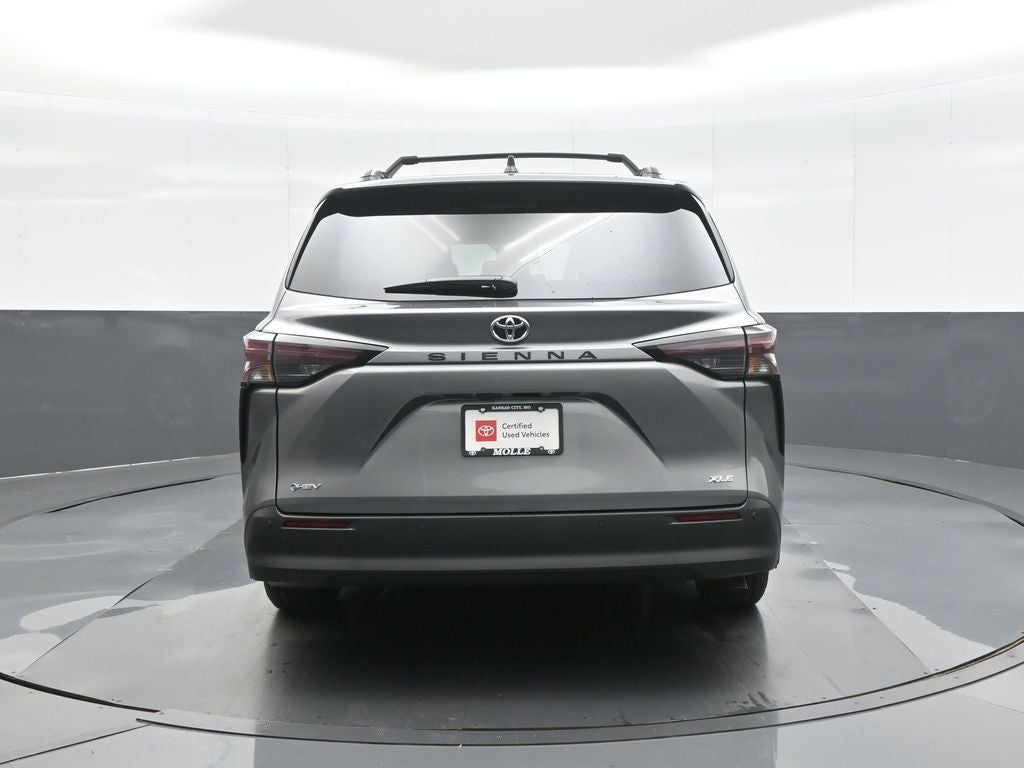 2026 Toyota Sienna XLE 8 Passenger