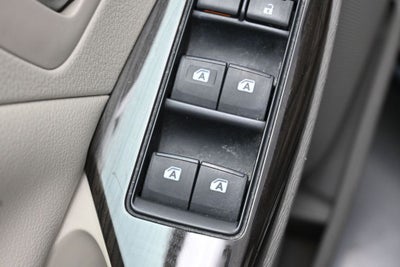 2017 Toyota Sienna XLE 8 Passenger