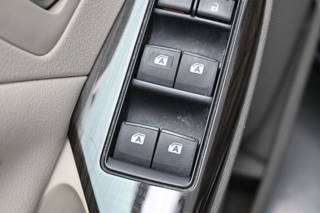 2017 Toyota Sienna XLE 8 Passenger