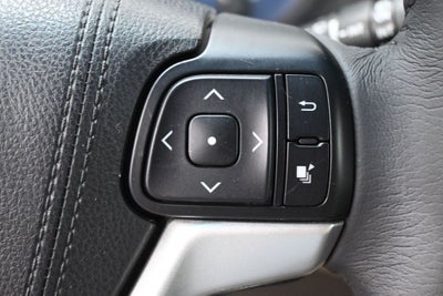 2017 Toyota Sienna XLE 8 Passenger