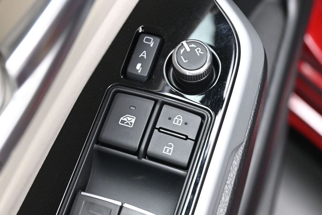 2026 Toyota Sienna Limited 7 Passenger