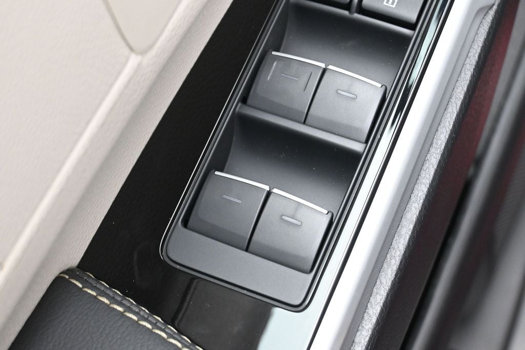 2026 Toyota Sienna Limited 7 Passenger