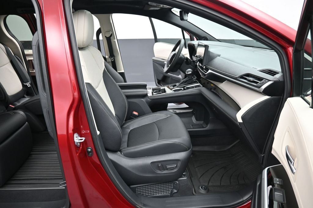 2026 Toyota Sienna Limited 7 Passenger