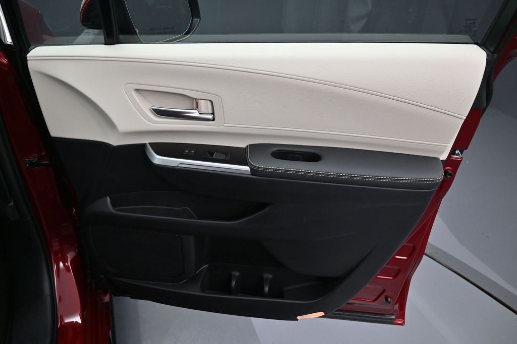 2026 Toyota Sienna Limited 7 Passenger