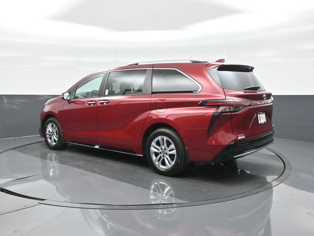 2026 Toyota Sienna Limited 7 Passenger