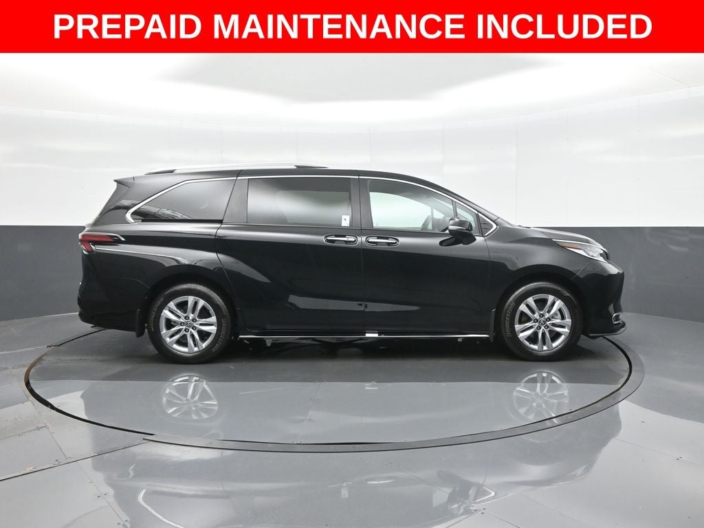 2026 Toyota Sienna Limited 7 Passenger