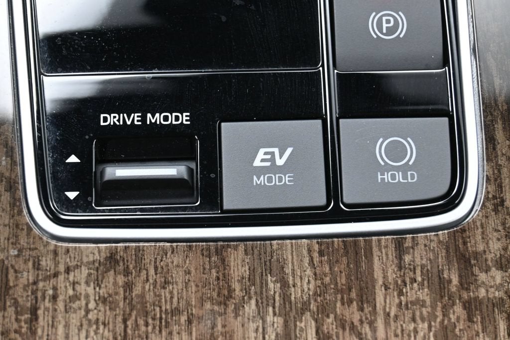 2026 Toyota Sienna Limited 7 Passenger
