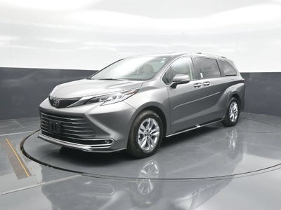 2026 Toyota Sienna Limited 7 Passenger