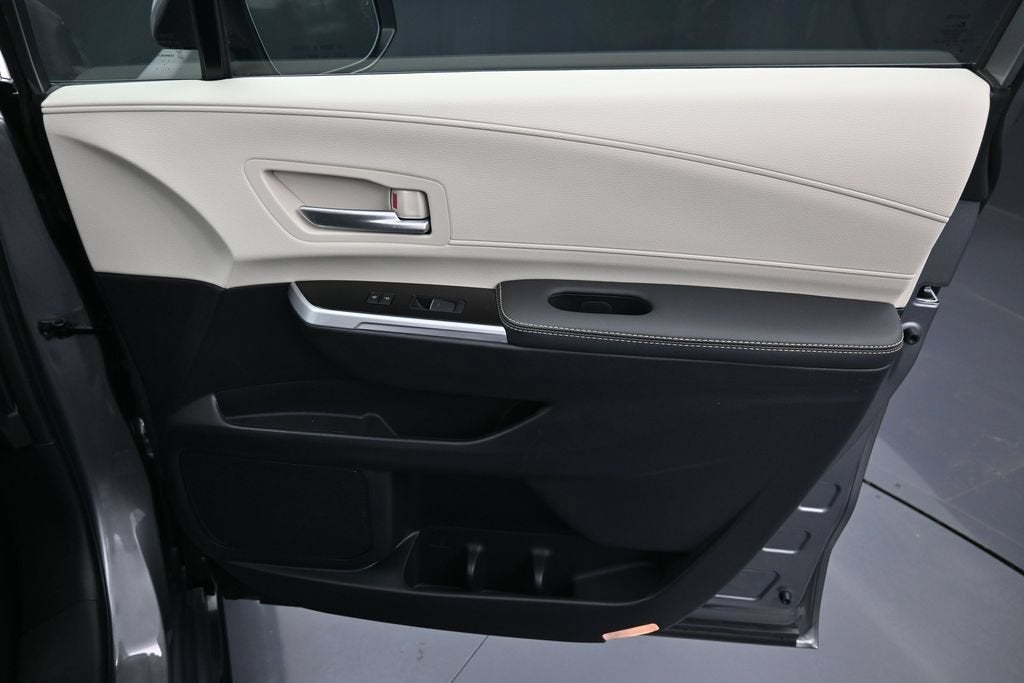 2026 Toyota Sienna Limited 7 Passenger